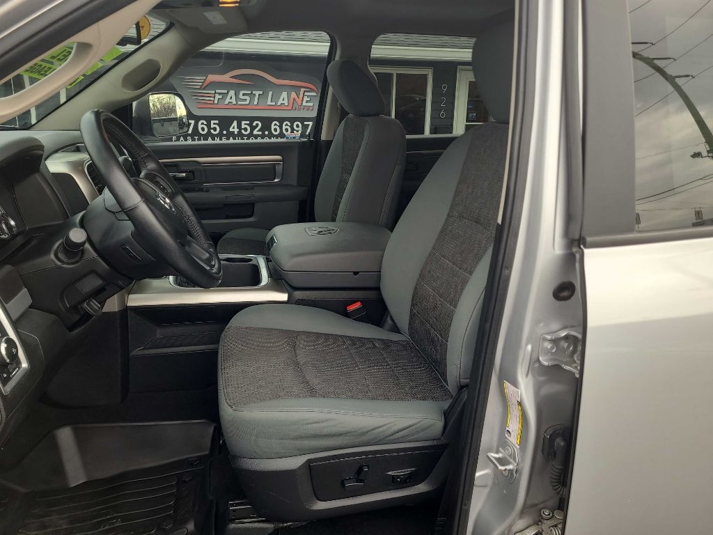 RAM 2500 Big Horn 4x4 Mega Cab 6'4" Box 2018