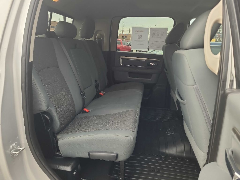 RAM 2500 Big Horn 4x4 Mega Cab 6'4" Box 2018