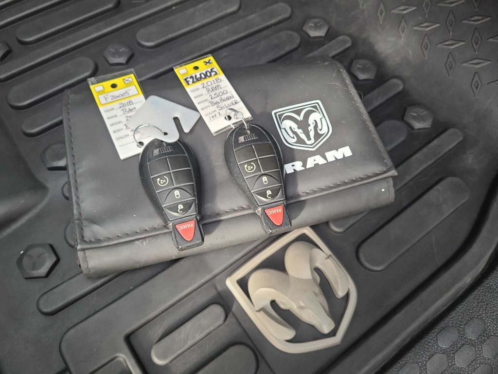 RAM 2500 Big Horn 4x4 Mega Cab 6'4" Box 2018