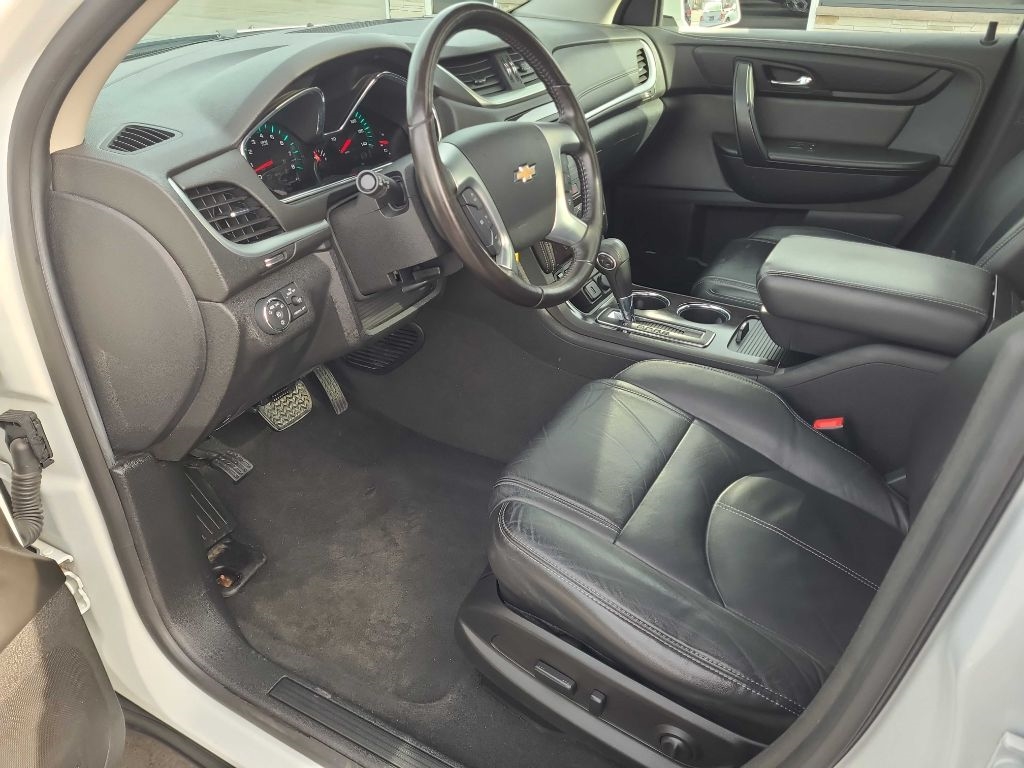 Chevrolet Traverse FWD 4dr LT w/2LT 2017