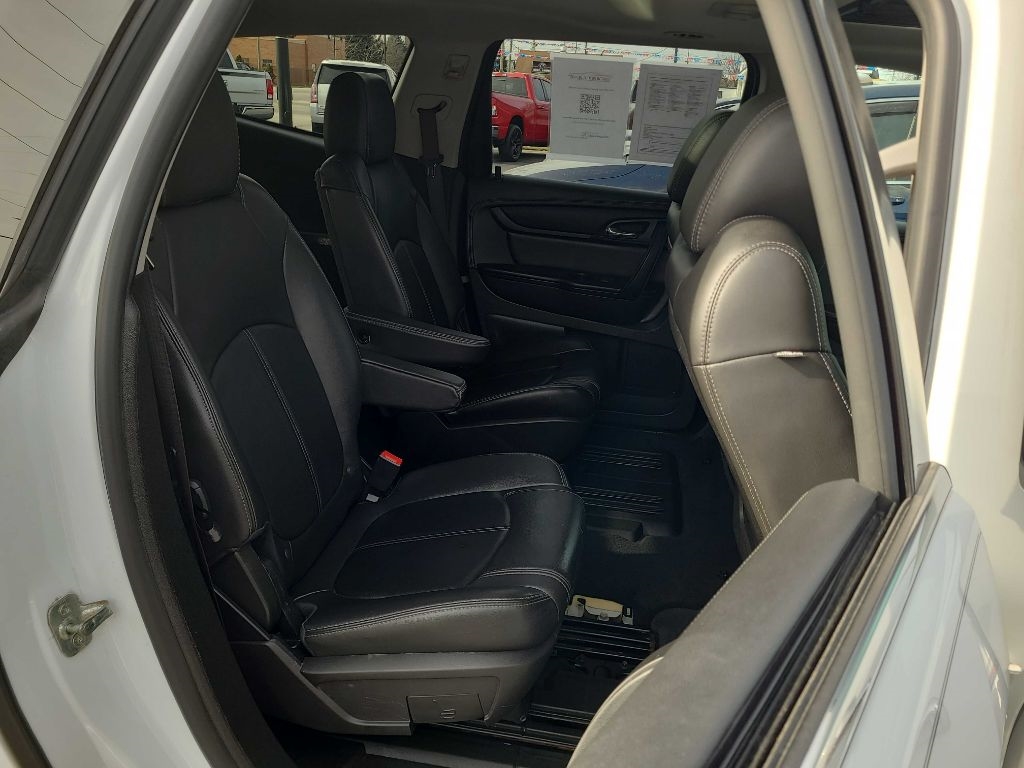 Chevrolet Traverse FWD 4dr LT w/2LT 2017