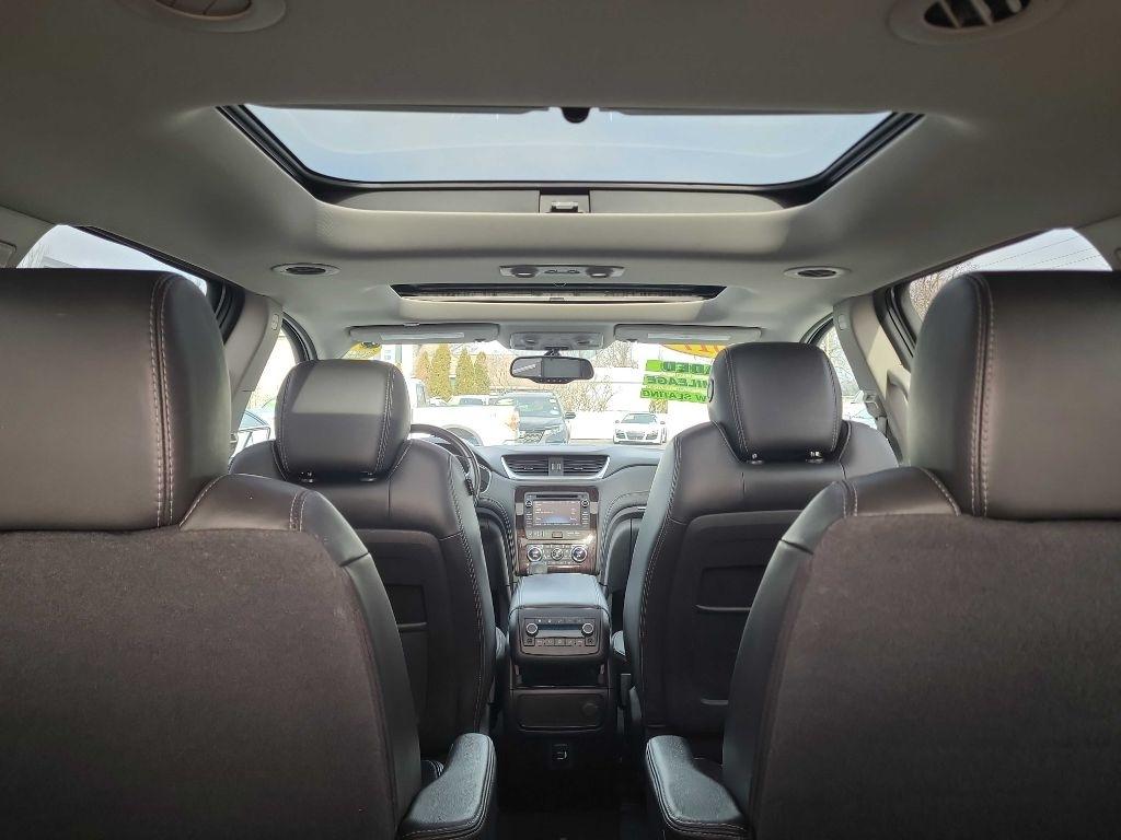 Chevrolet Traverse FWD 4dr LT w/2LT 2017