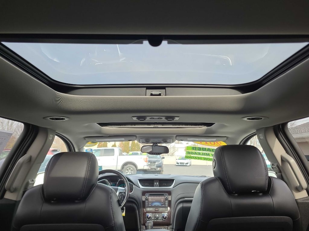Chevrolet Traverse FWD 4dr LT w/2LT 2017