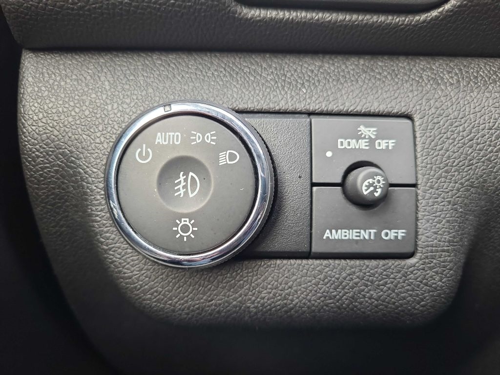 Chevrolet Traverse FWD 4dr LT w/2LT 2017