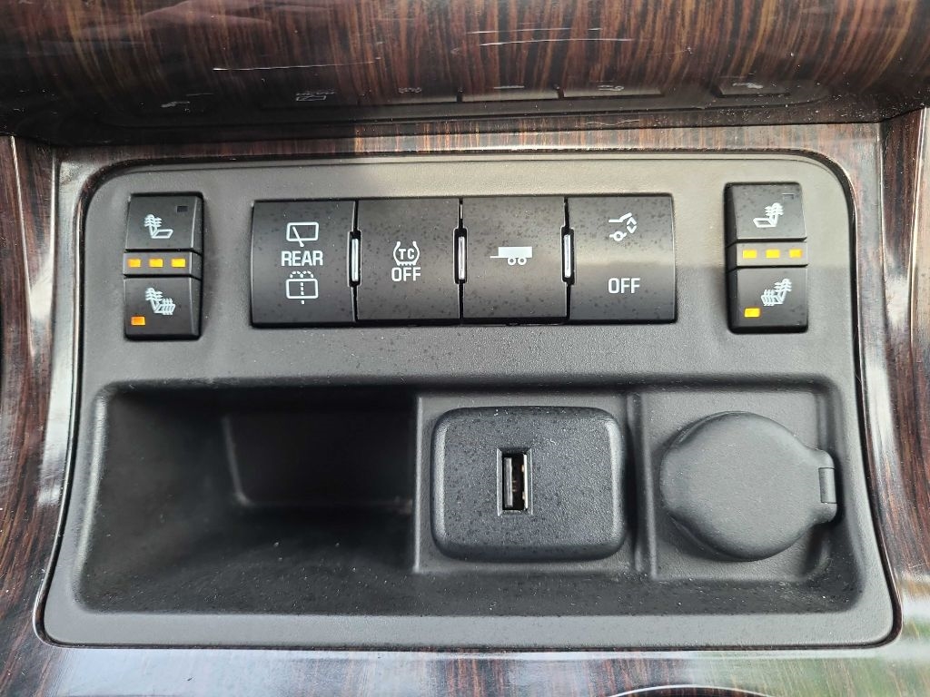 Chevrolet Traverse FWD 4dr LT w/2LT 2017