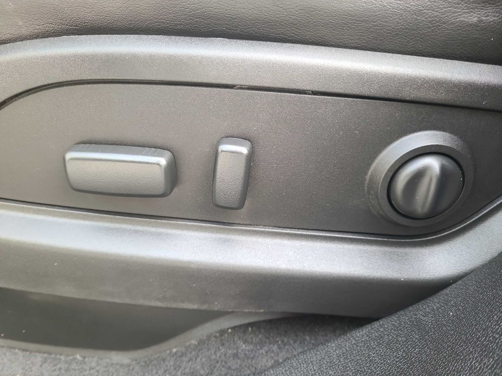 Chevrolet Traverse FWD 4dr LT w/2LT 2017