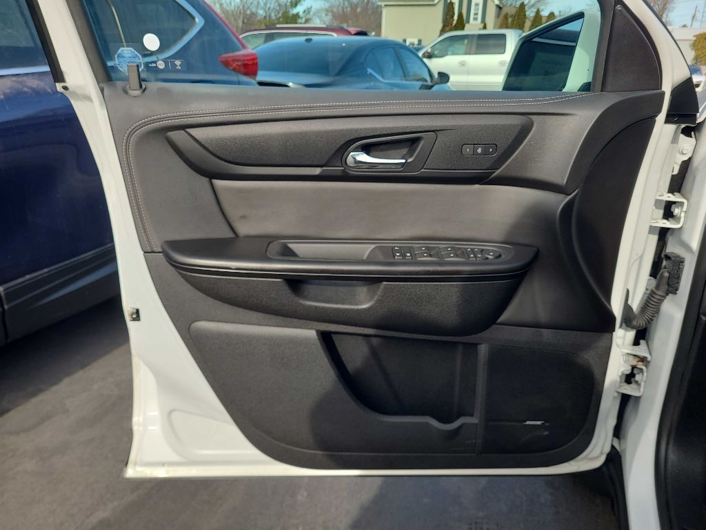 Chevrolet Traverse FWD 4dr LT w/2LT 2017