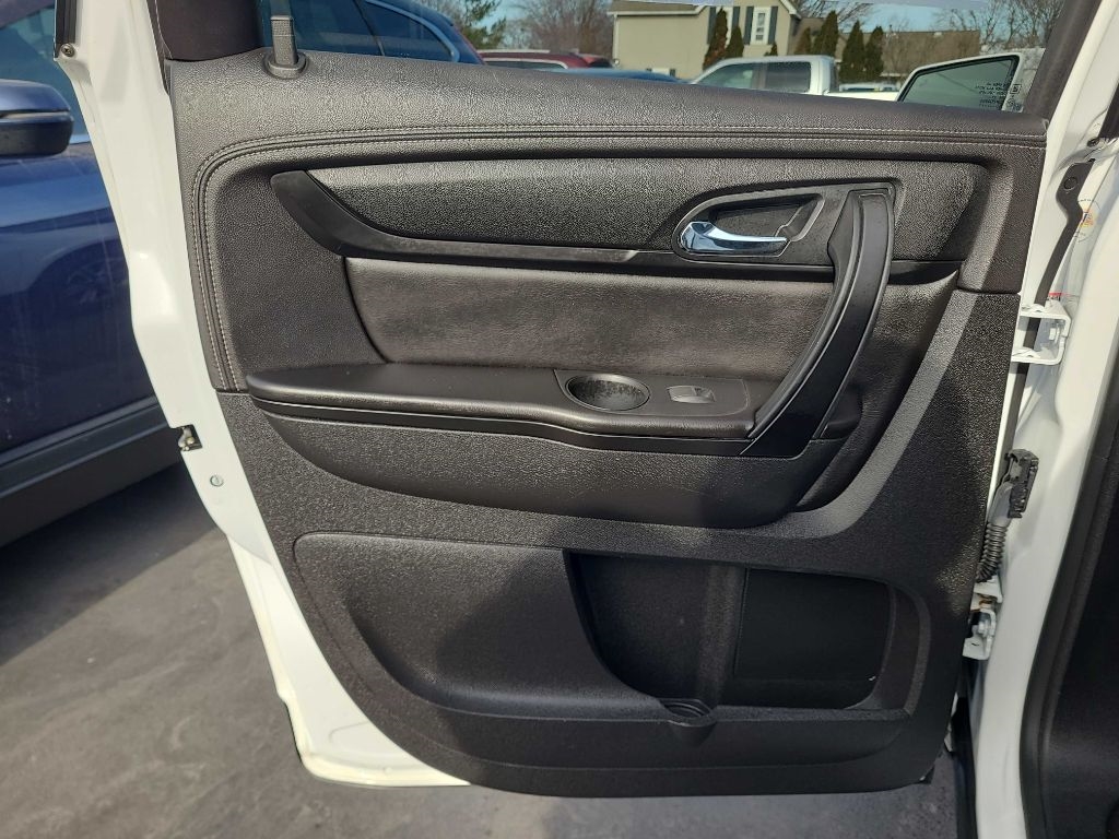 Chevrolet Traverse FWD 4dr LT w/2LT 2017