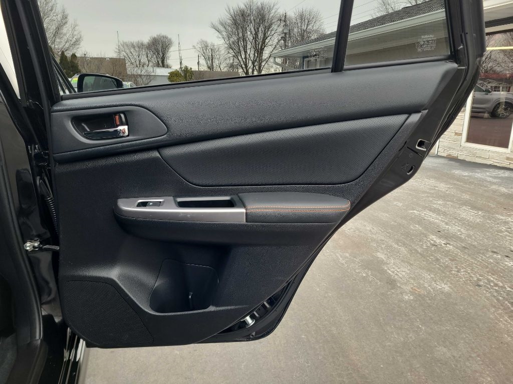 Subaru Crosstrek 2.0i Limited CVT 2017