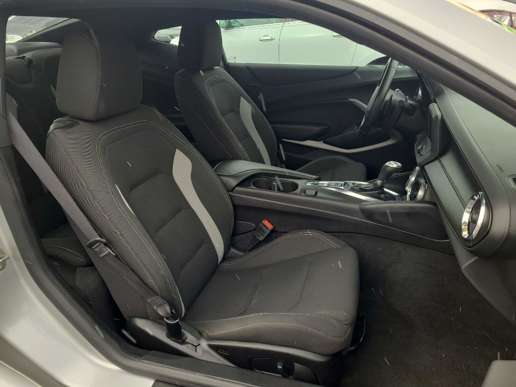 Chevrolet Camaro 2dr Cpe 1LS 2019