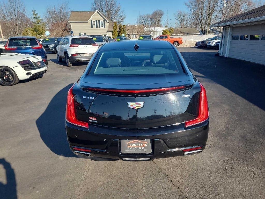 Cadillac XTS 4dr Sdn Luxury AWD 2019
