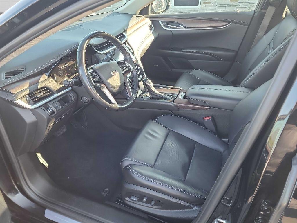 Cadillac XTS 4dr Sdn Luxury AWD 2019