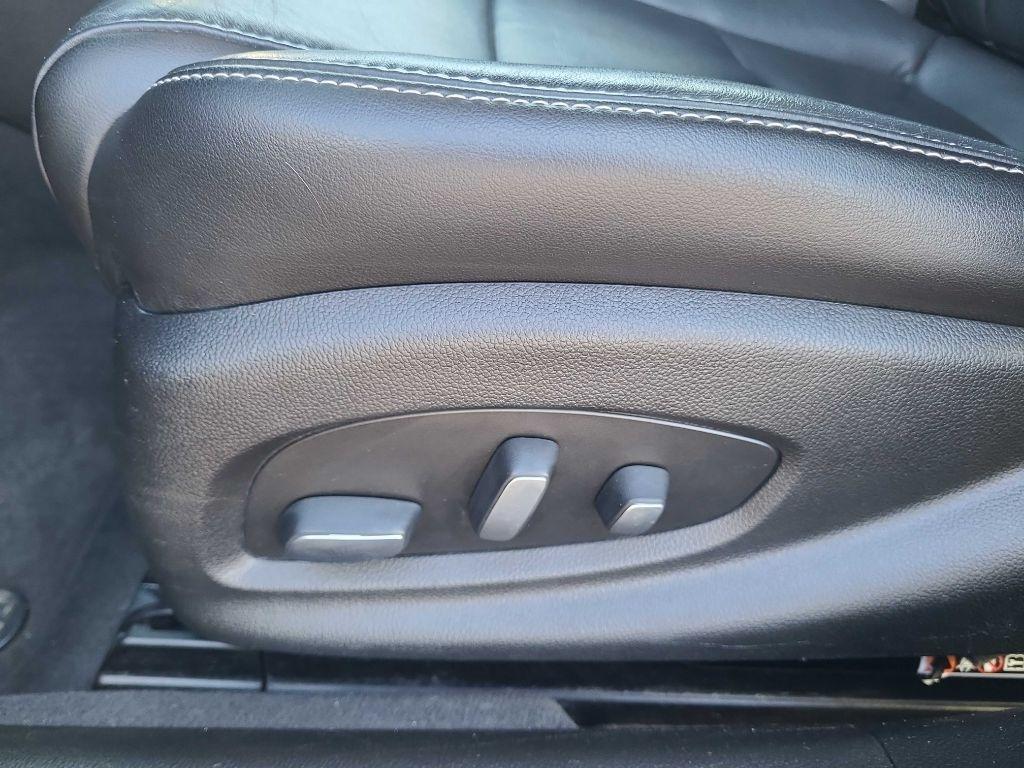 Cadillac XTS 4dr Sdn Luxury AWD 2019