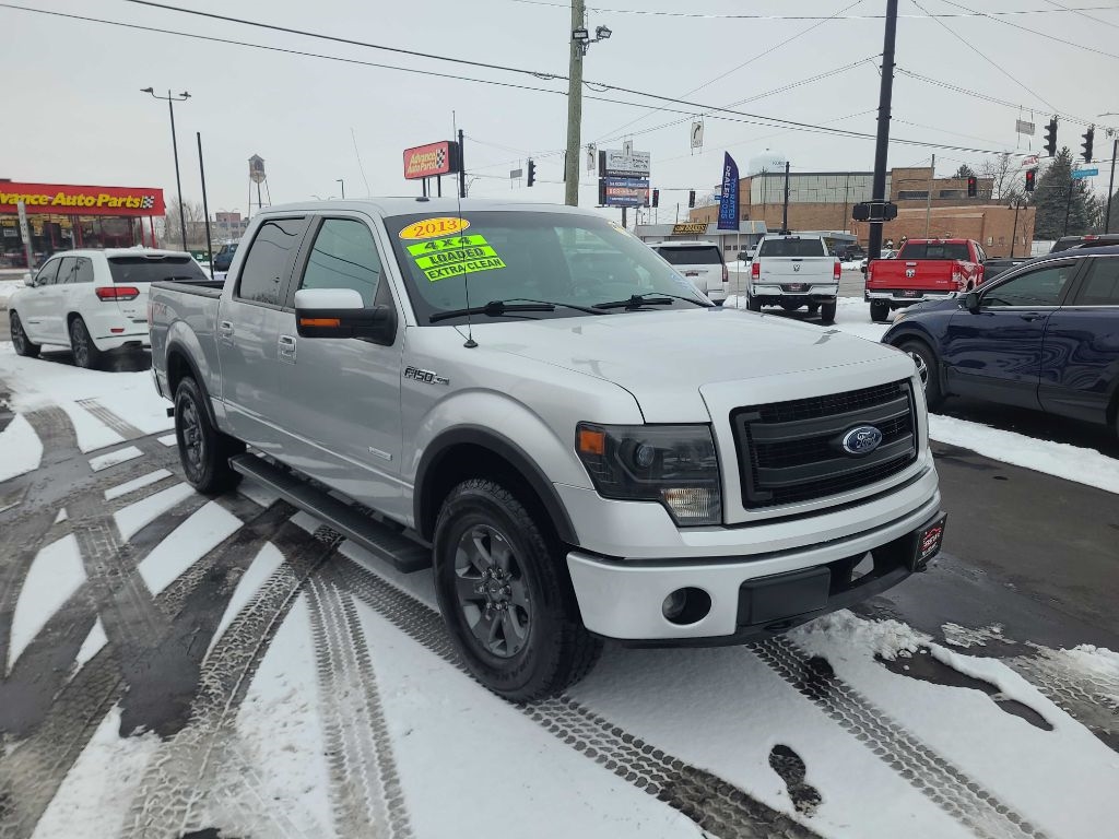 Ford F-150 4WD SuperCrew 145" XLT 2013