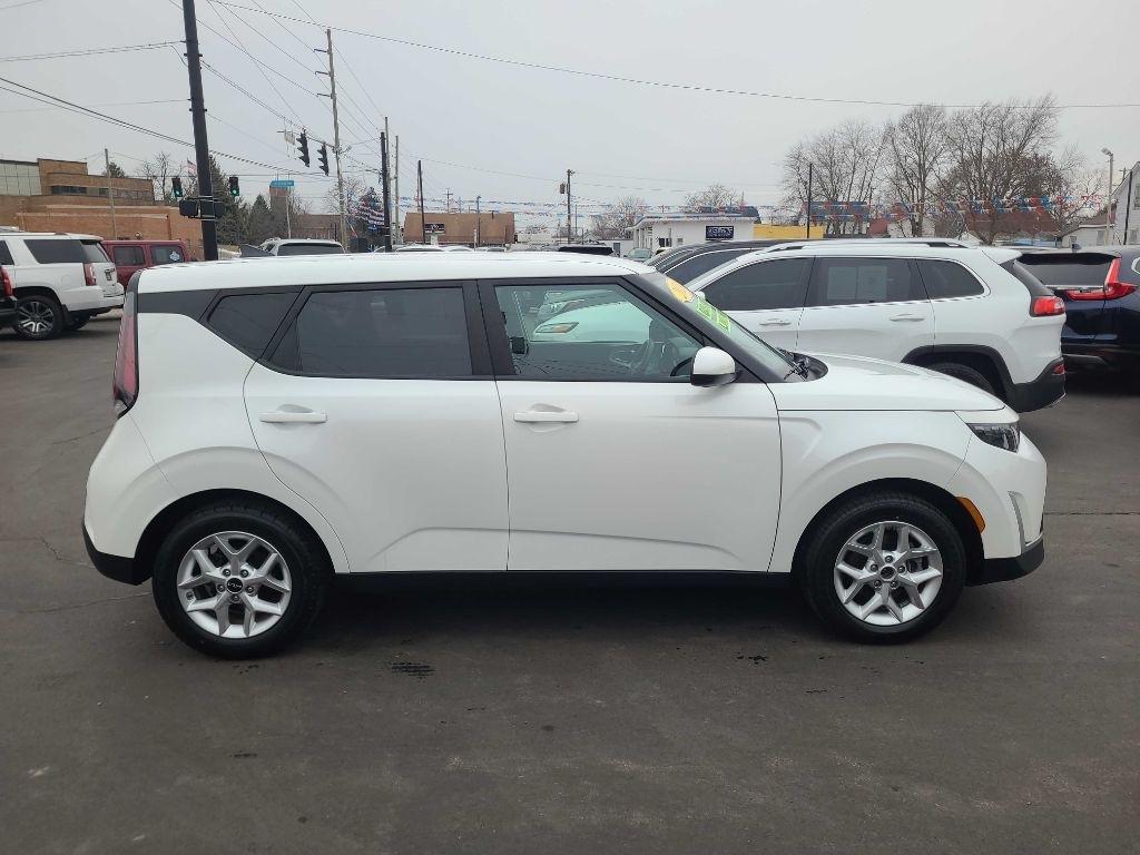 Kia Soul LX IVT 2024