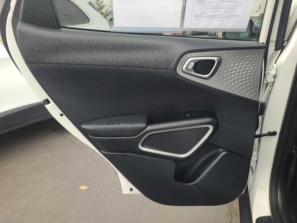 Kia Soul LX IVT 2024