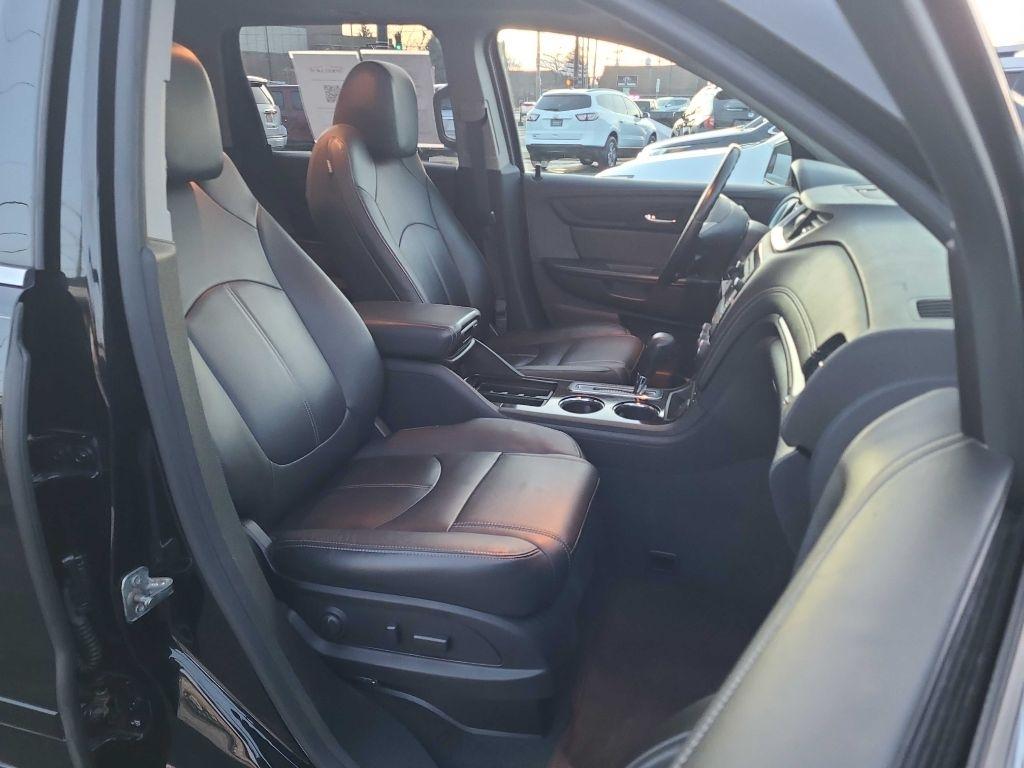 Chevrolet Traverse FWD 4dr LT w/2LT 2017