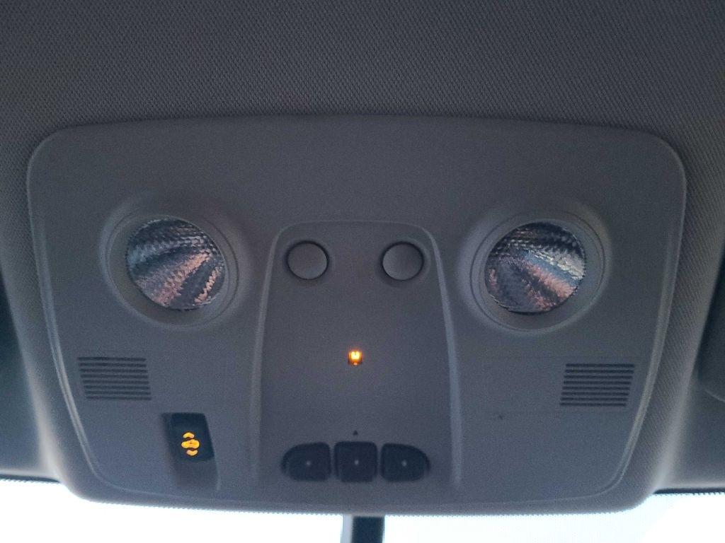 Chevrolet Traverse FWD 4dr LT w/2LT 2017