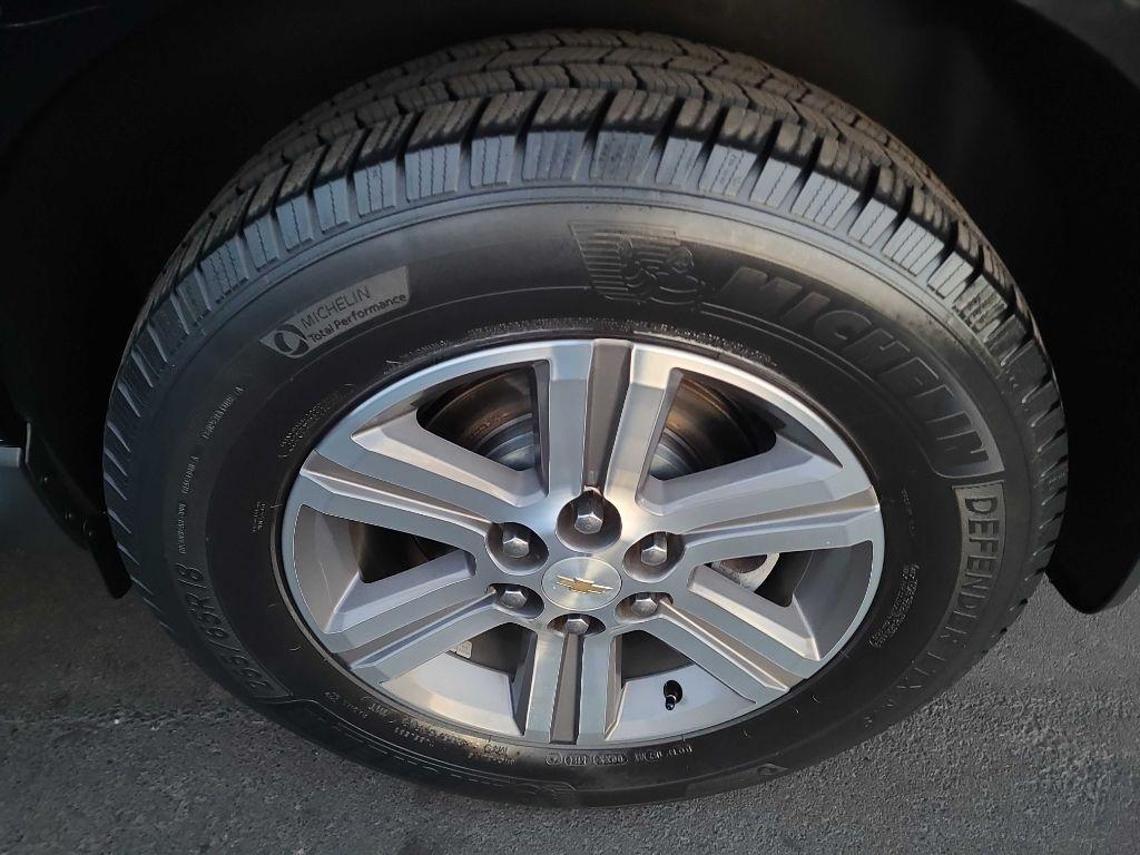 Chevrolet Traverse FWD 4dr LT w/2LT 2017