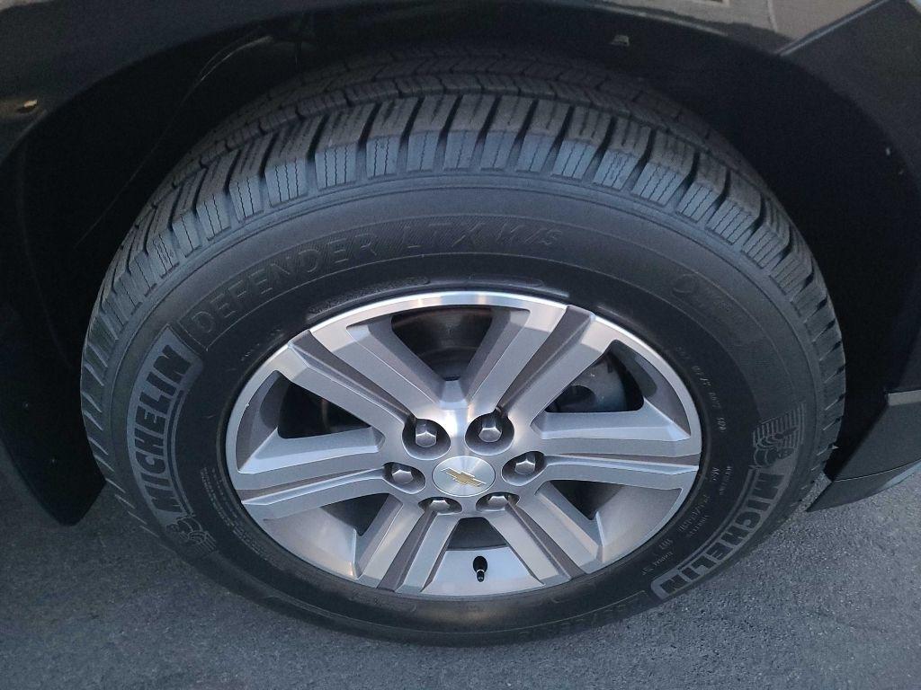 Chevrolet Traverse FWD 4dr LT w/2LT 2017