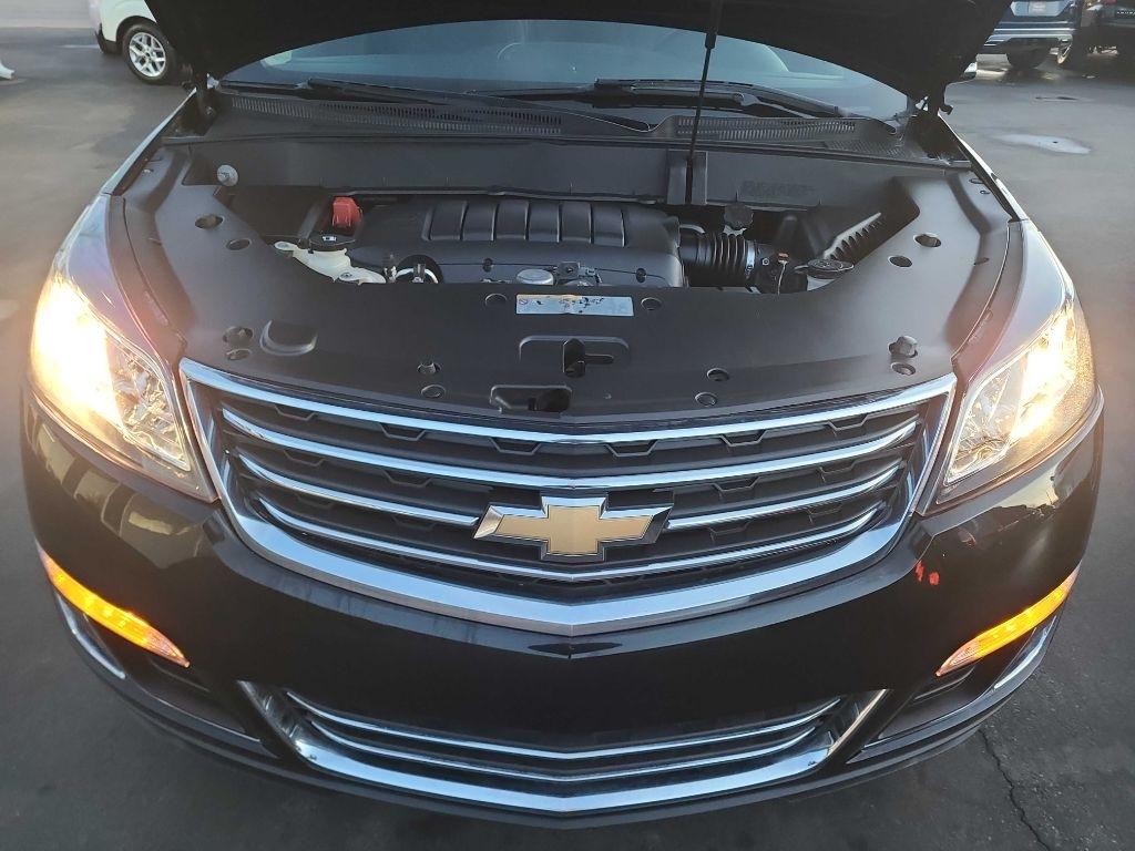 Chevrolet Traverse FWD 4dr LT w/2LT 2017