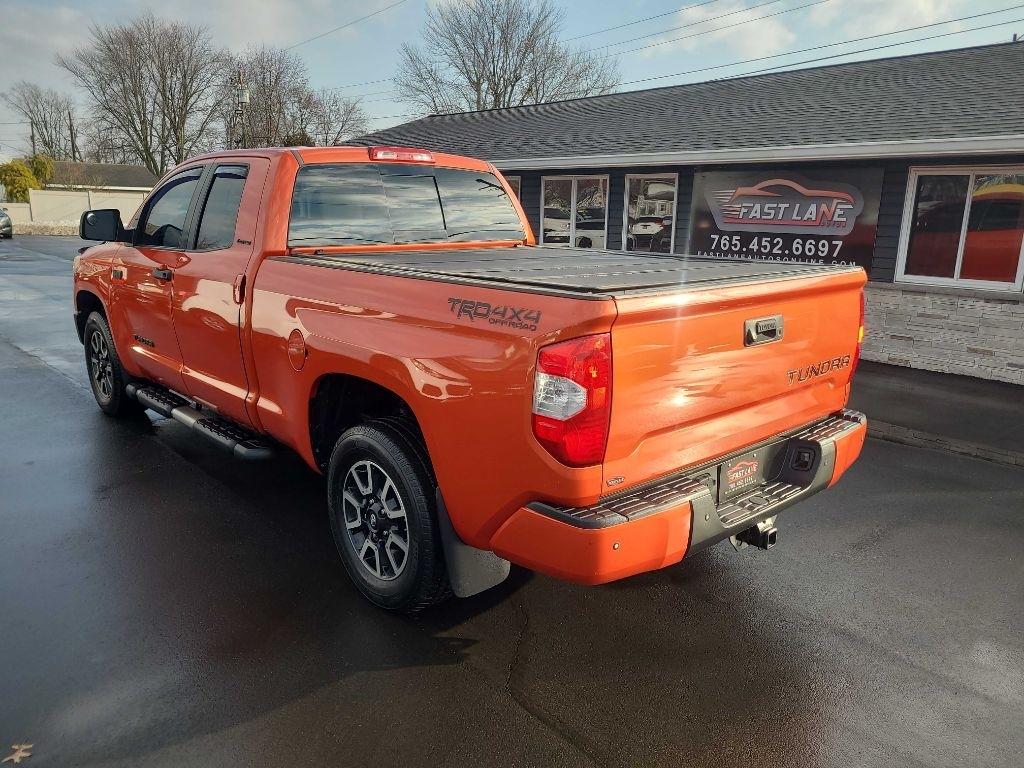 Toyota Tundra 4WD Limited Double Cab 6.5' Bed 5.7L FFV (Natl) 2017