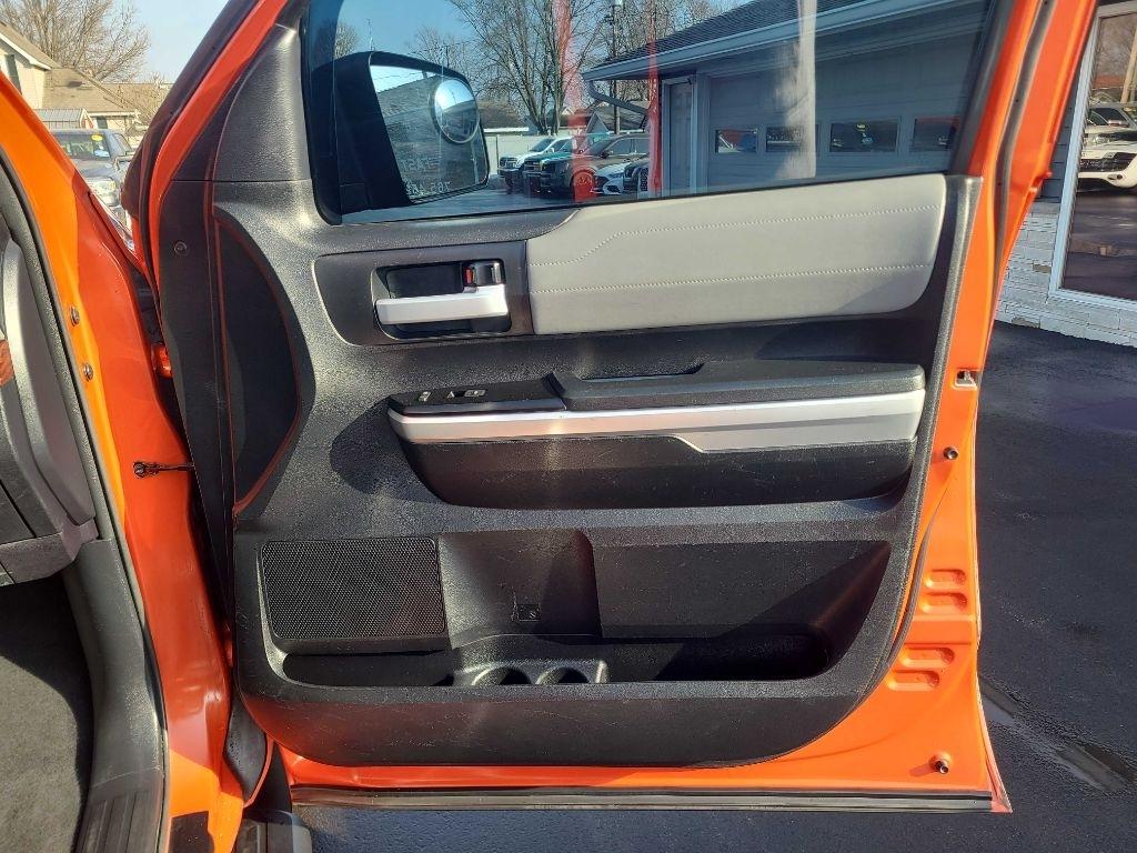 Toyota Tundra 4WD Limited Double Cab 6.5' Bed 5.7L FFV (Natl) 2017