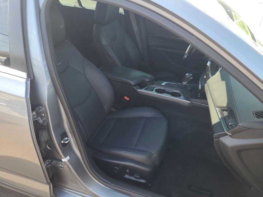 Cadillac CT4 4dr Sdn Premium Luxury 2020