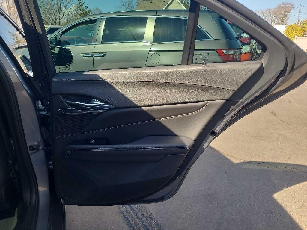 Cadillac CT4 4dr Sdn Premium Luxury 2020