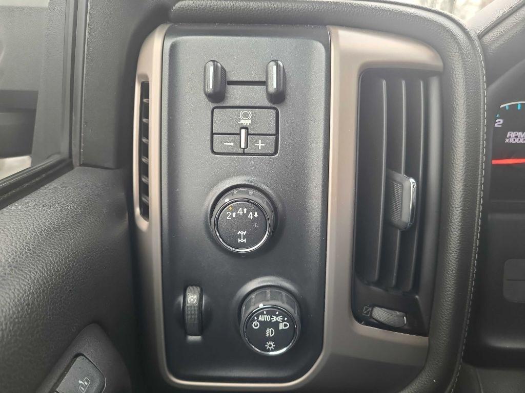 GMC Sierra 3500HD 4WD Crew Cab 167.7" Denali 2017