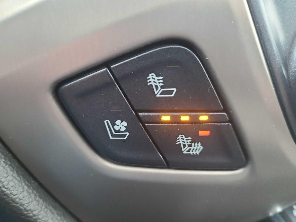 GMC Sierra 3500HD 4WD Crew Cab 167.7" Denali 2017