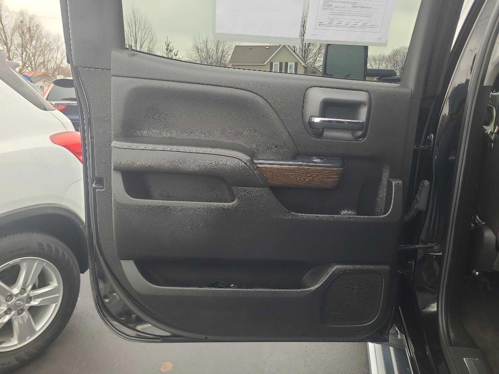 GMC Sierra 3500HD 4WD Crew Cab 167.7" Denali 2017