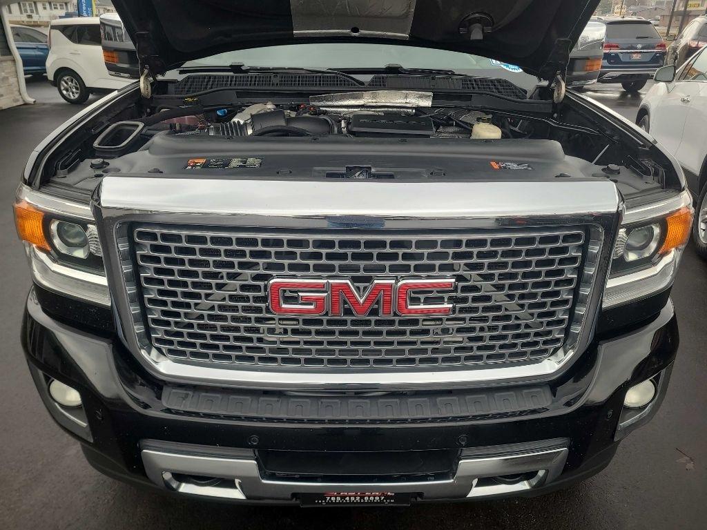 GMC Sierra 3500HD 4WD Crew Cab 167.7" Denali 2017