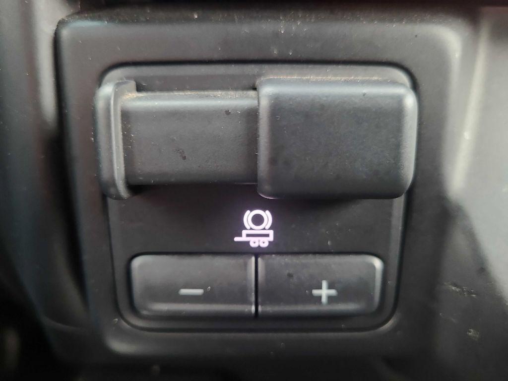 Chevrolet Silverado 1500 4WD Crew Cab 147" LT Trail Boss 2021