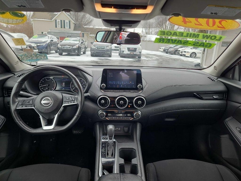 Nissan Sentra SV CVT 2024