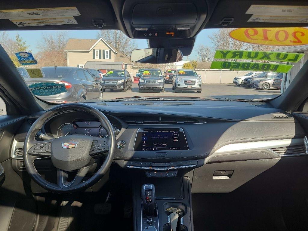 Cadillac XT4 FWD 4dr Premium Luxury 2019