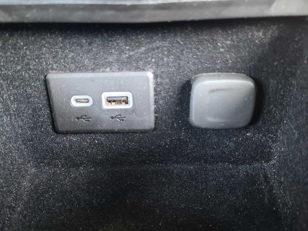 Cadillac XT4 FWD 4dr Premium Luxury 2019