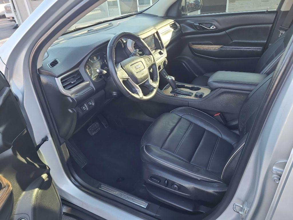 GMC Acadia AWD 4dr Denali 2017