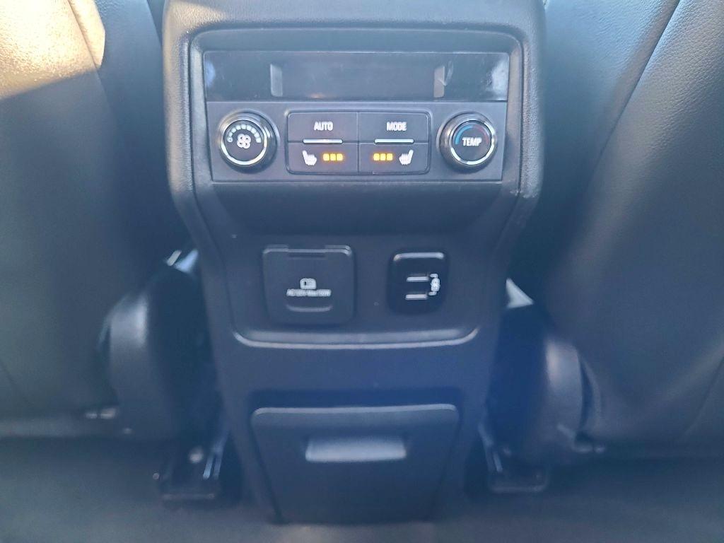 GMC Acadia AWD 4dr Denali 2017