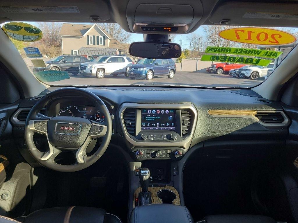 GMC Acadia AWD 4dr Denali 2017