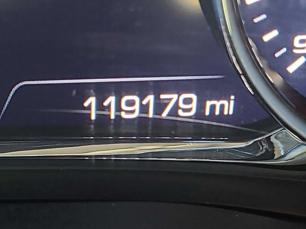 GMC Acadia AWD 4dr Denali 2017