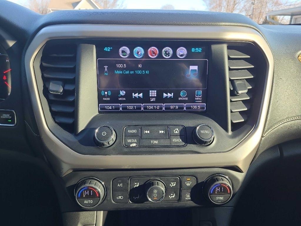 GMC Acadia AWD 4dr Denali 2017