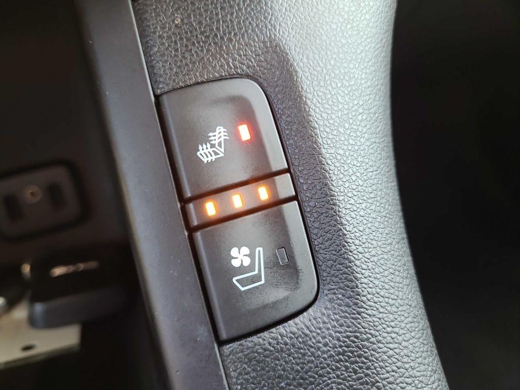 GMC Acadia AWD 4dr Denali 2017