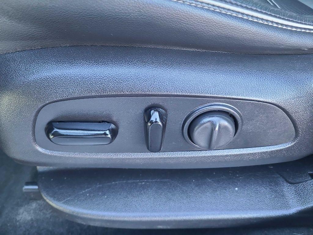 GMC Acadia AWD 4dr Denali 2017