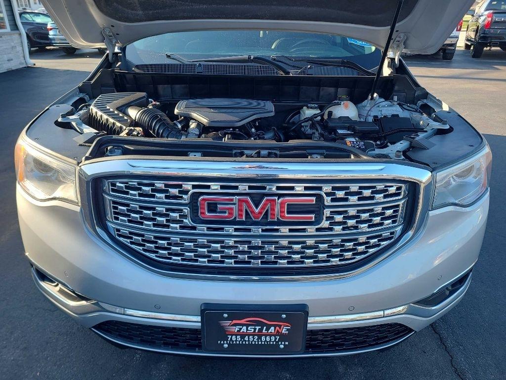 GMC Acadia AWD 4dr Denali 2017