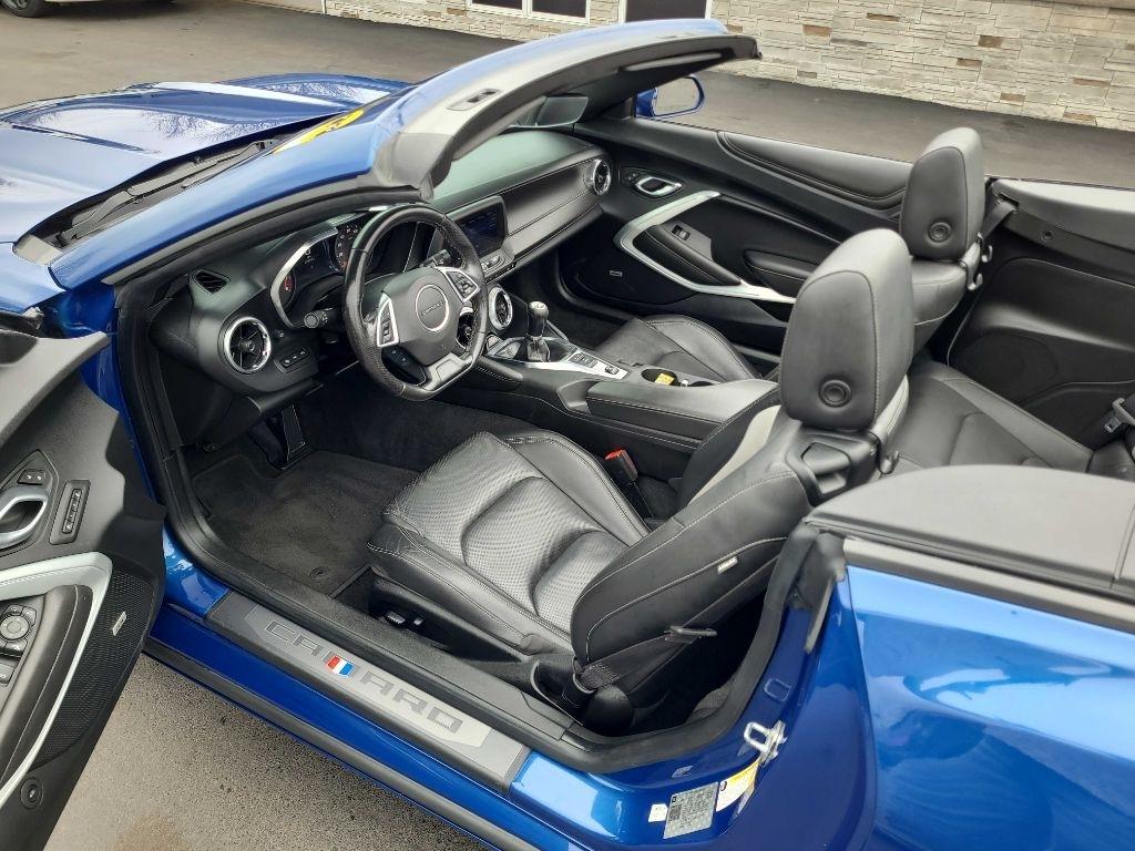 Chevrolet Camaro 2dr Conv 3LT 2021