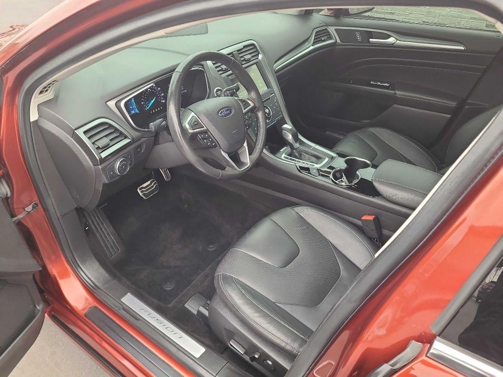 Ford Fusion 4dr Sdn Titanium FWD 2014