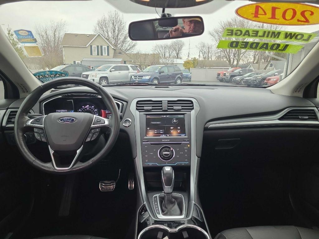 Ford Fusion 4dr Sdn Titanium FWD 2014