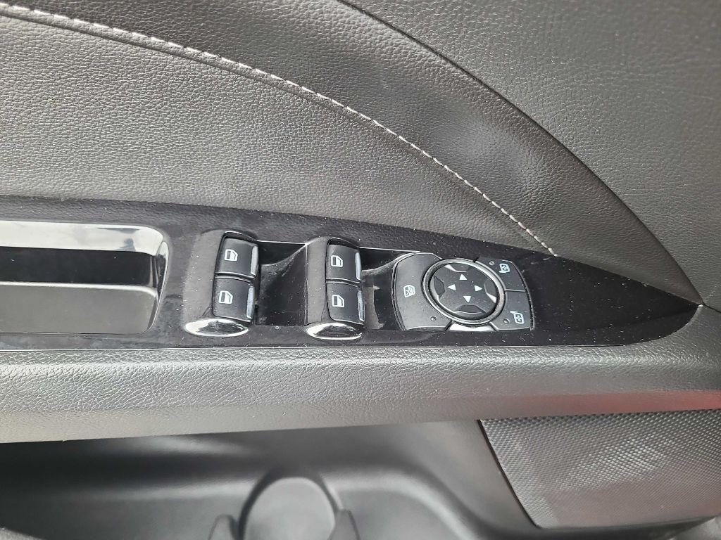 Ford Fusion 4dr Sdn Titanium FWD 2014