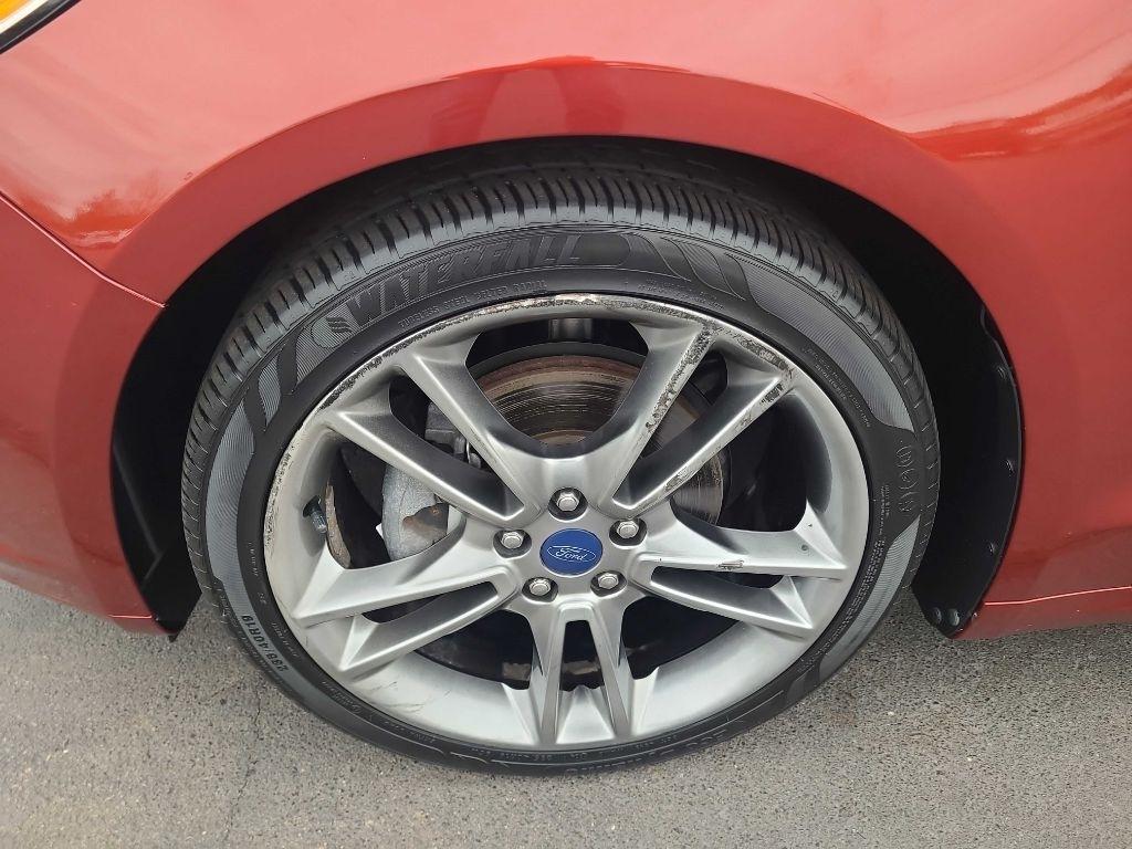 Ford Fusion 4dr Sdn Titanium FWD 2014